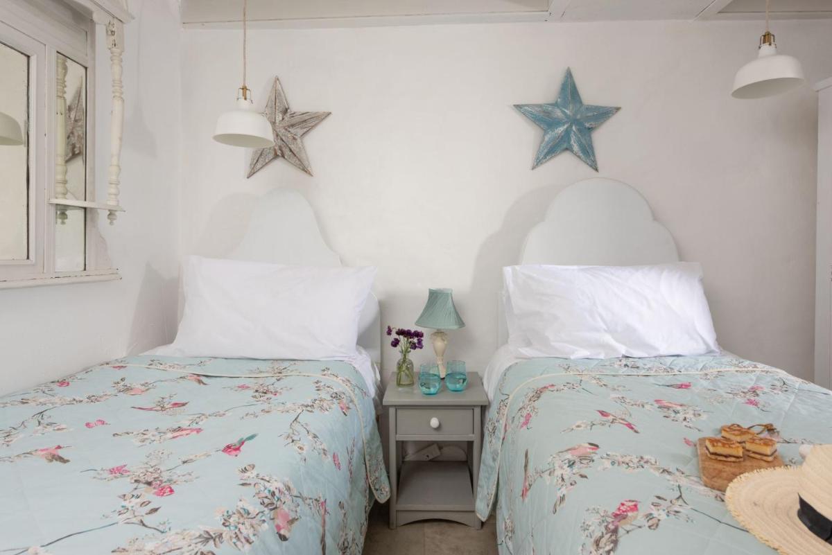 Carvossa, Marazion - Housity