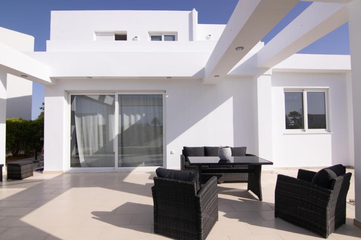 Suitetrails - Greek Villas Justine