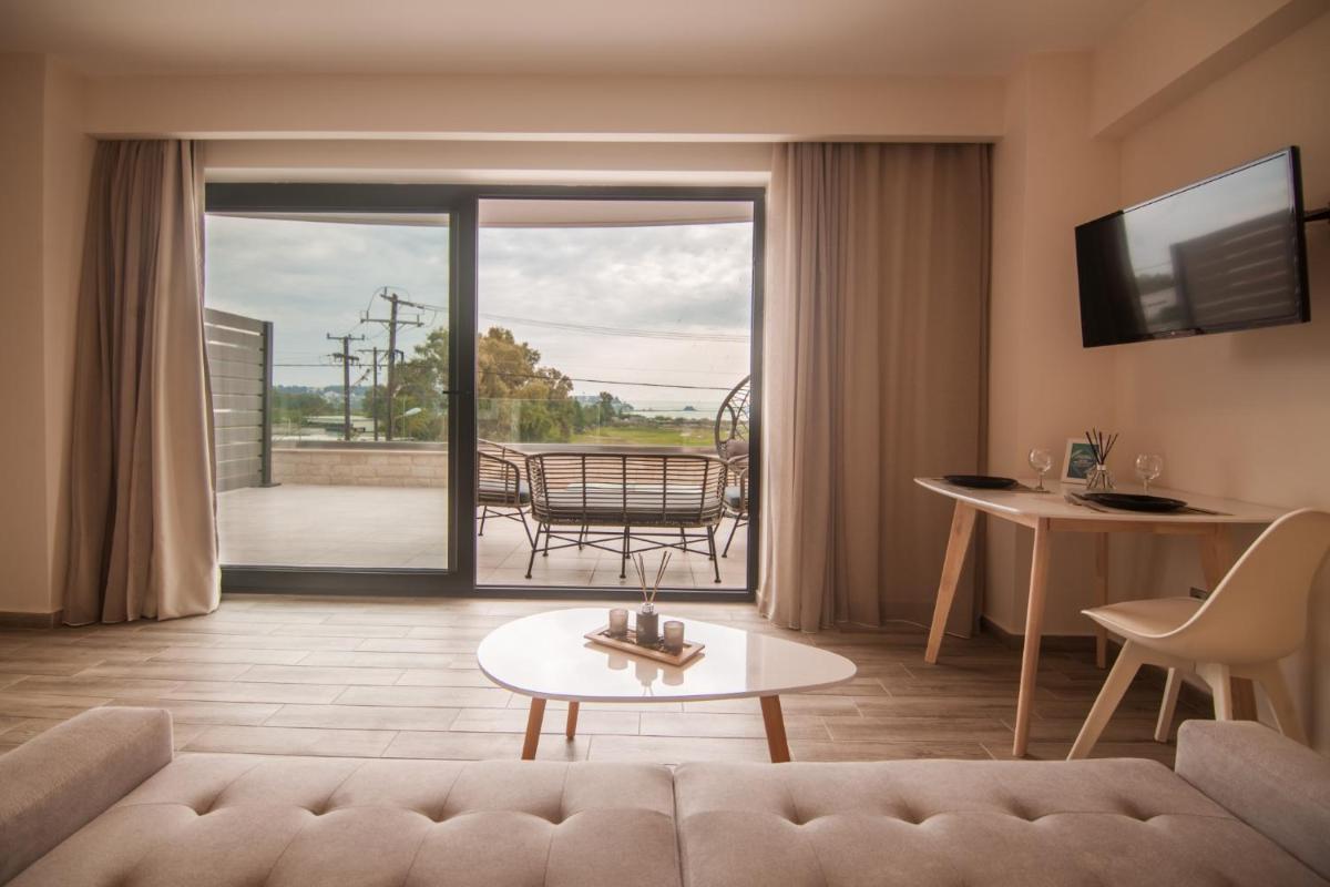 Luxury Studios Kallithea by Corfuescapes - Housity