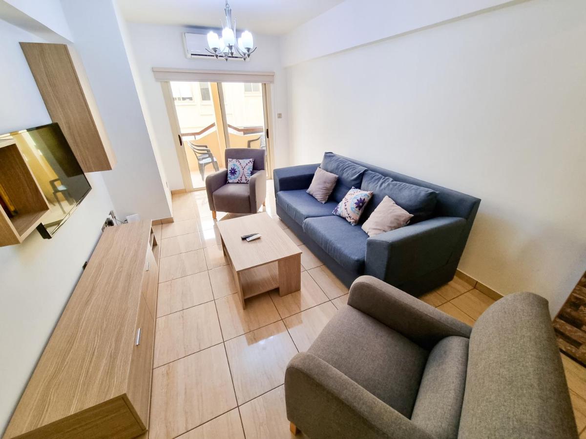 Sunbay City Rooms - Housity