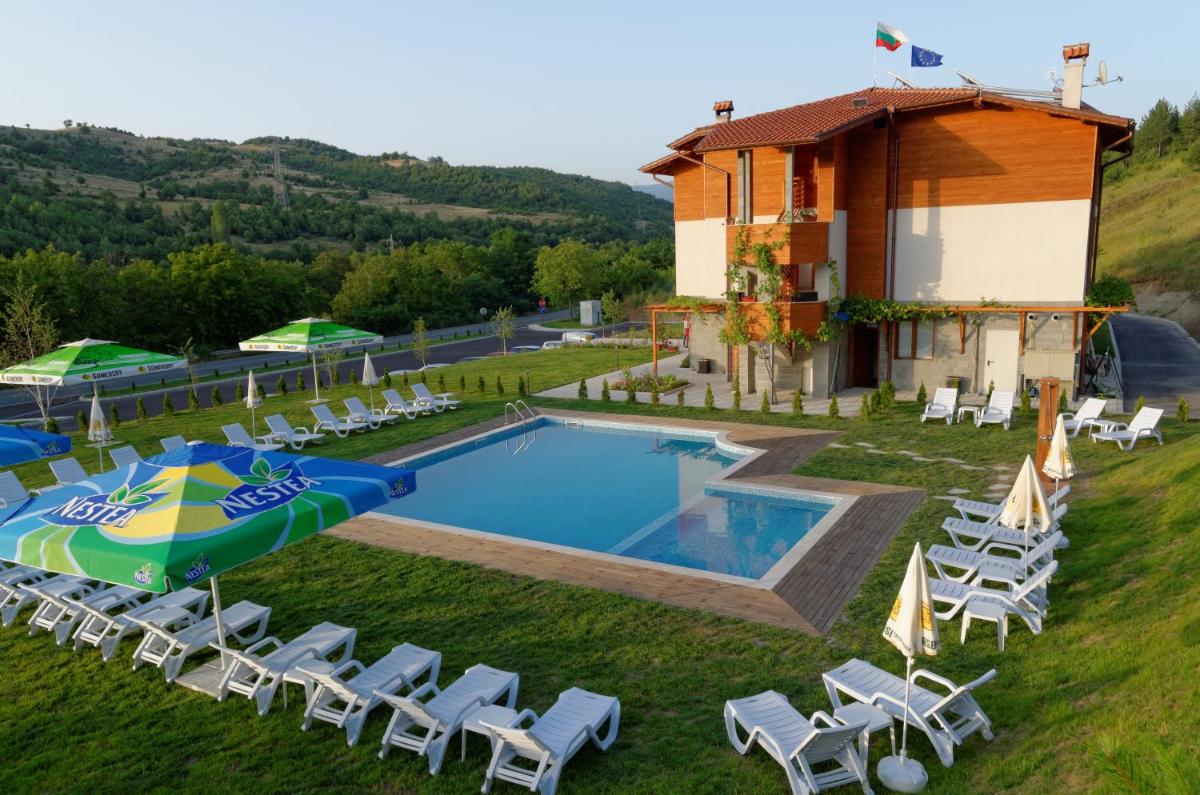 Alpine Garden Hotel (Trayanovi Dvori) - Hizvo