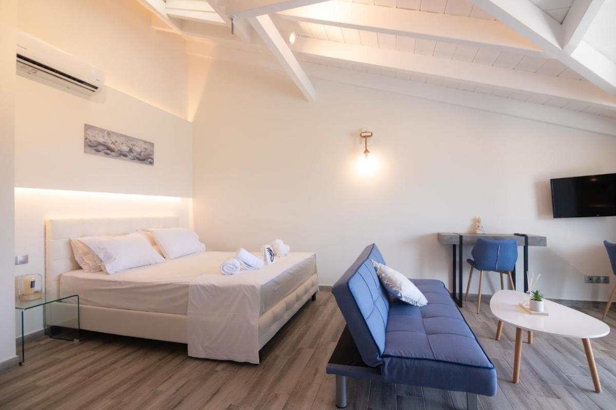 Luxury Studios Kallithea by Corfuescapes - Housity