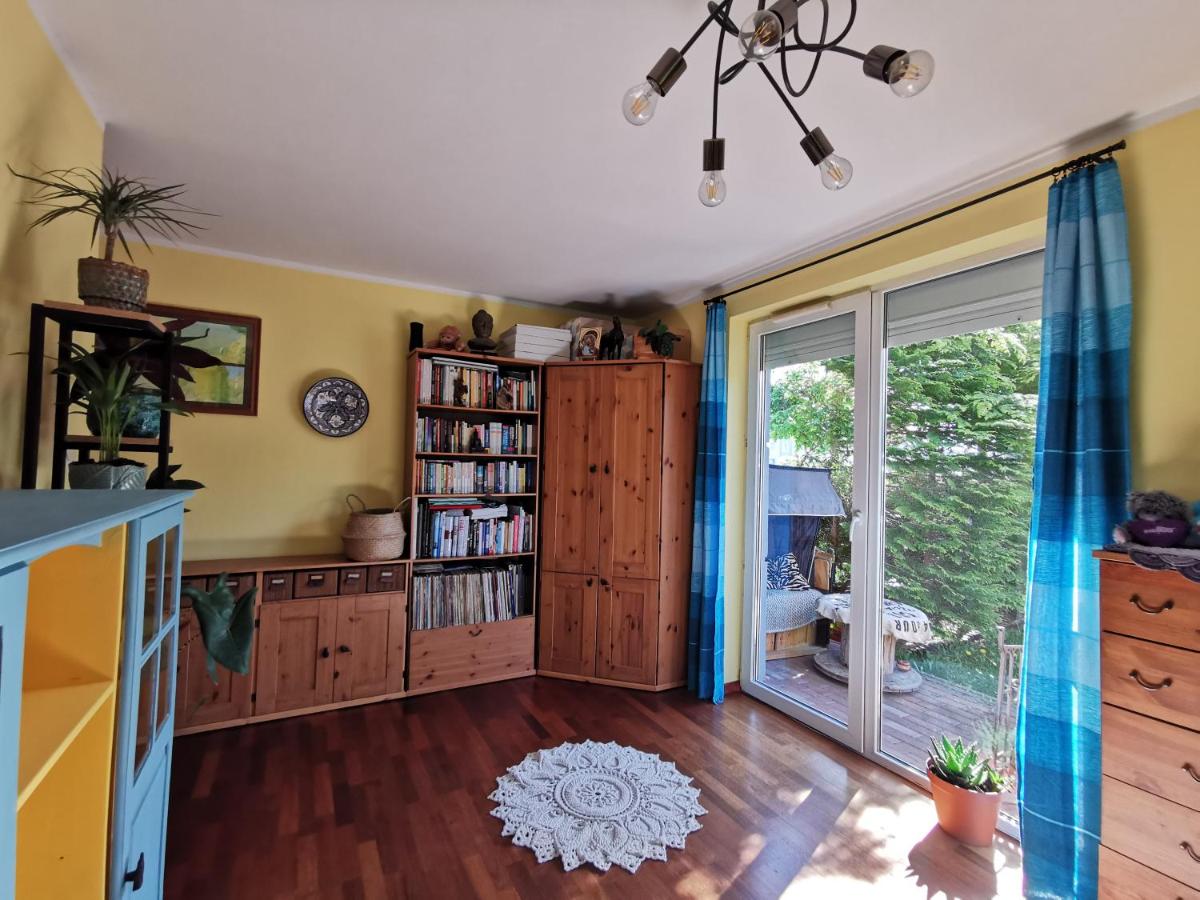 Przytulna kawalerka z ogrodem - Housity