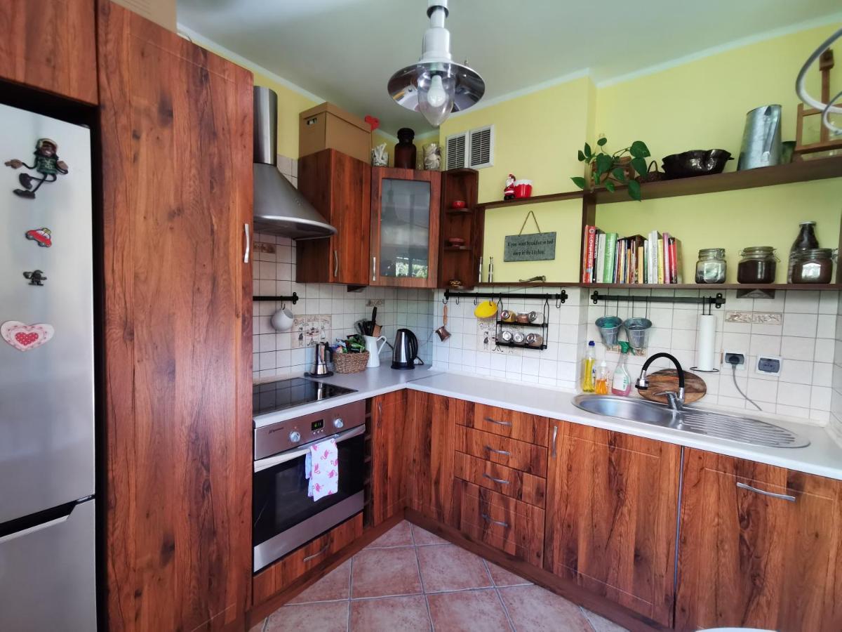 Przytulna kawalerka z ogrodem - Housity