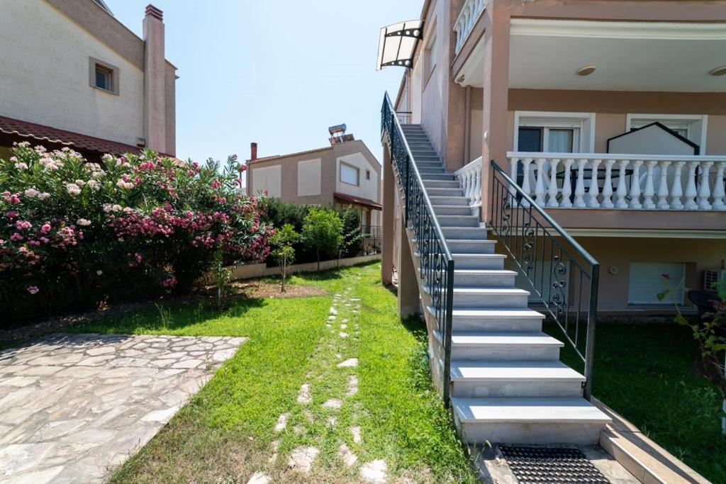 Iraklitsa 1 - Housity