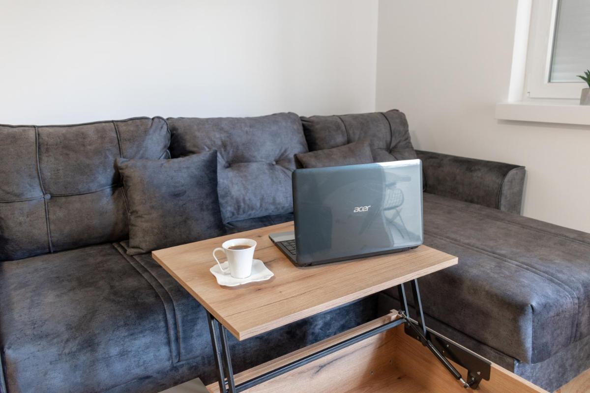 Grej Apartman - Housity