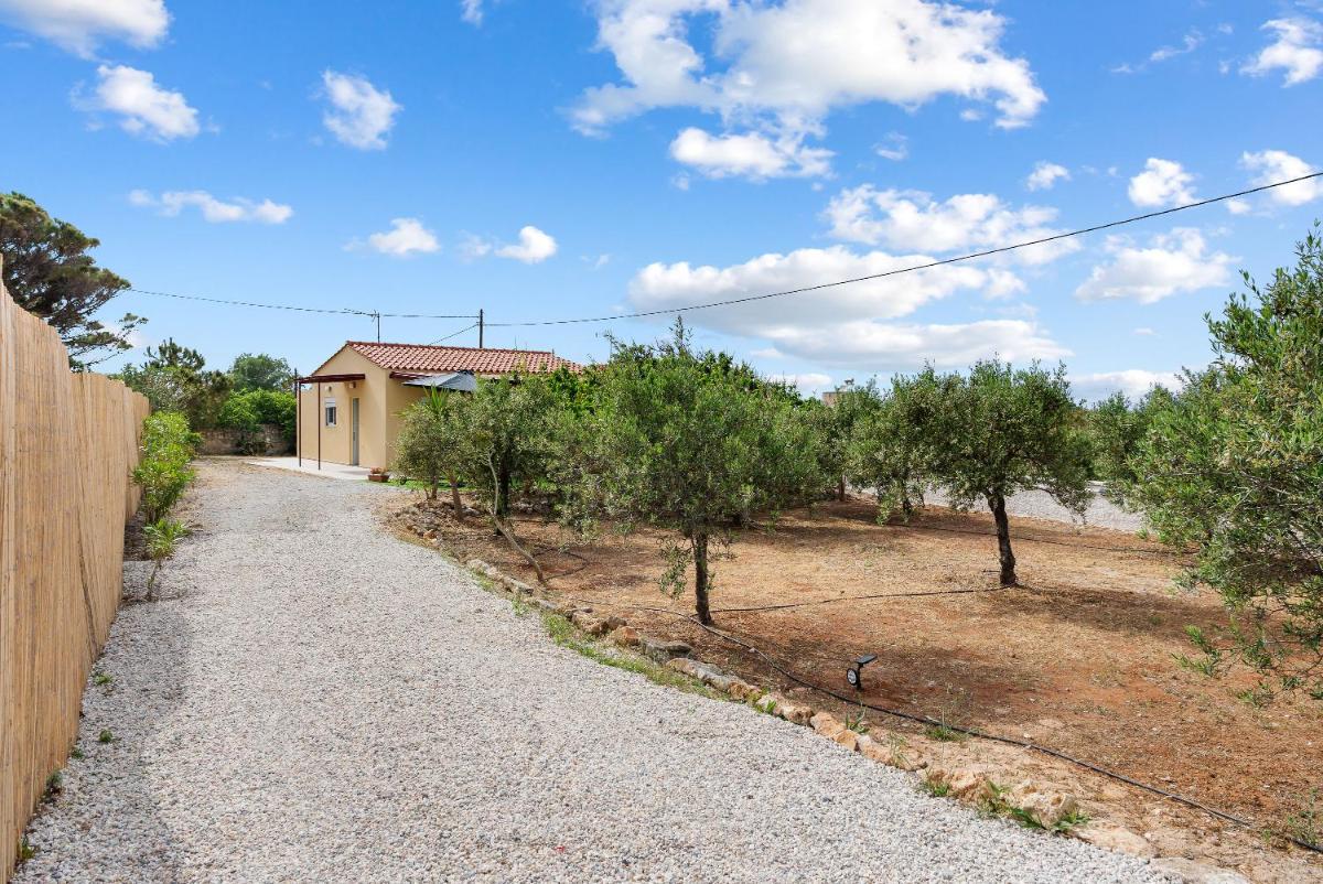 Zacharias House in Stavros - Housity