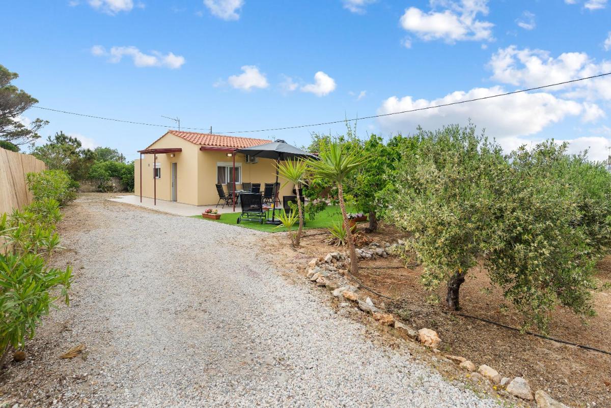 Zacharias House in Stavros - Housity