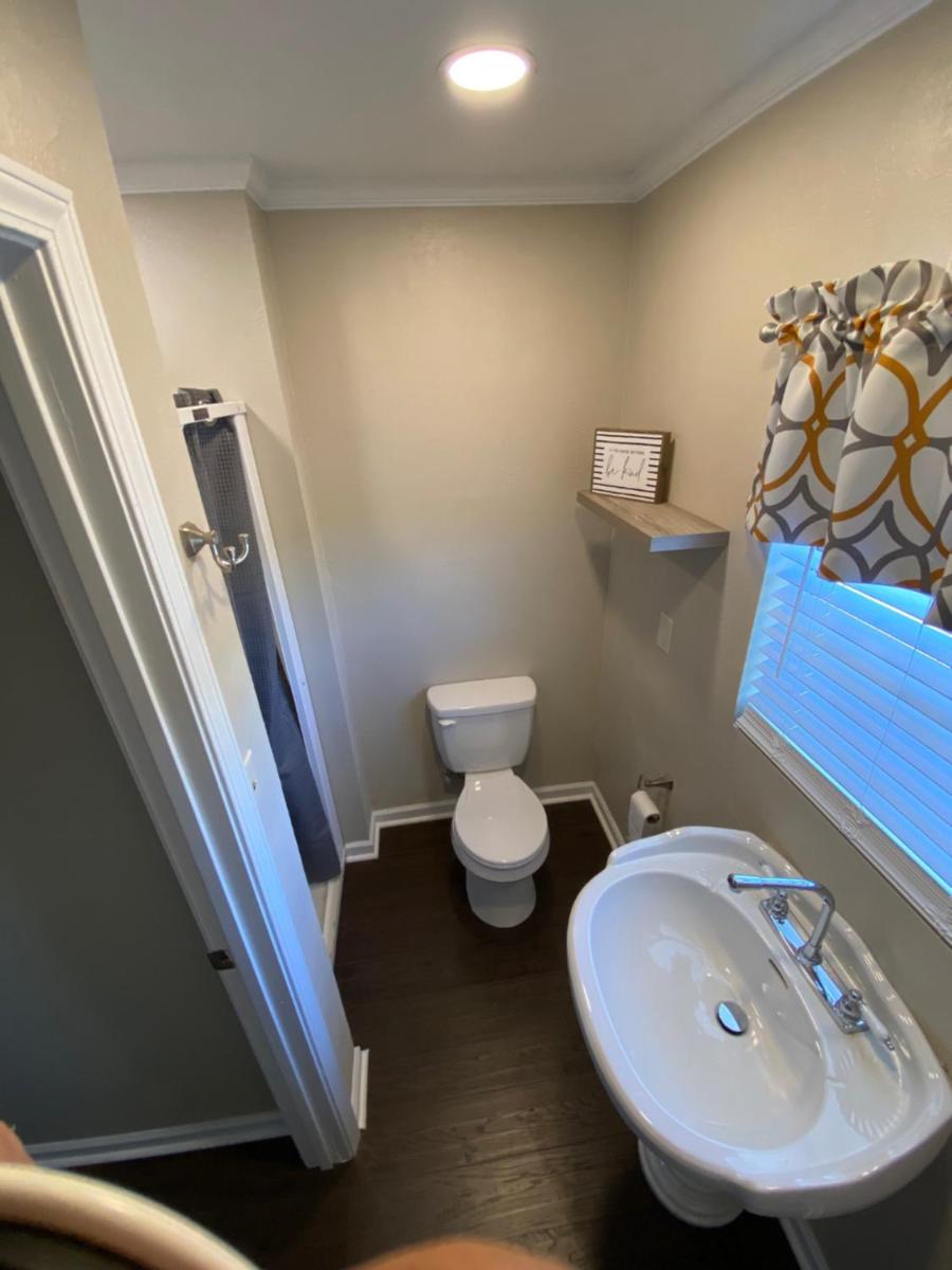 Andy Griffith Parkway Inn - Housity