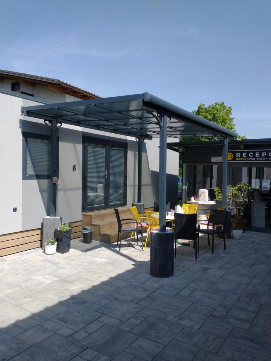 Apartments Drevi - Housity