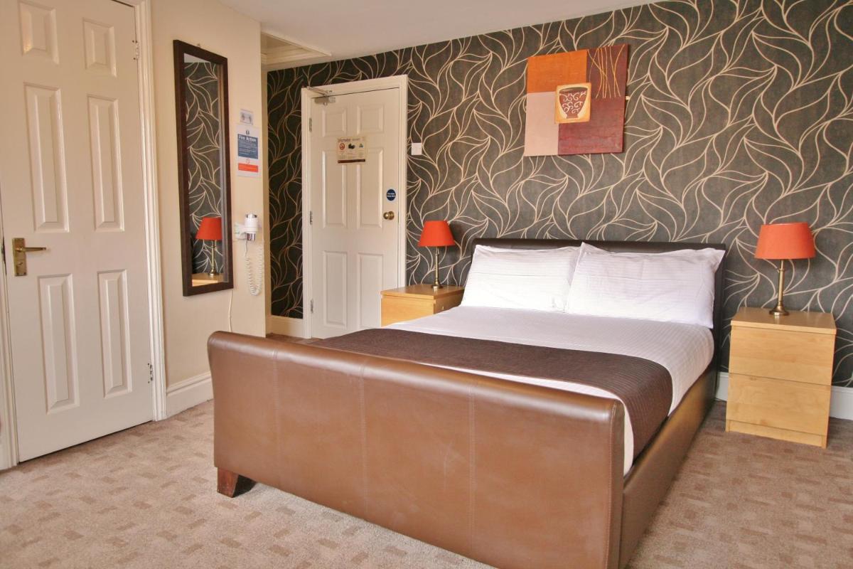Central Hotel Cheltenham by Roomsbooked - Housity
