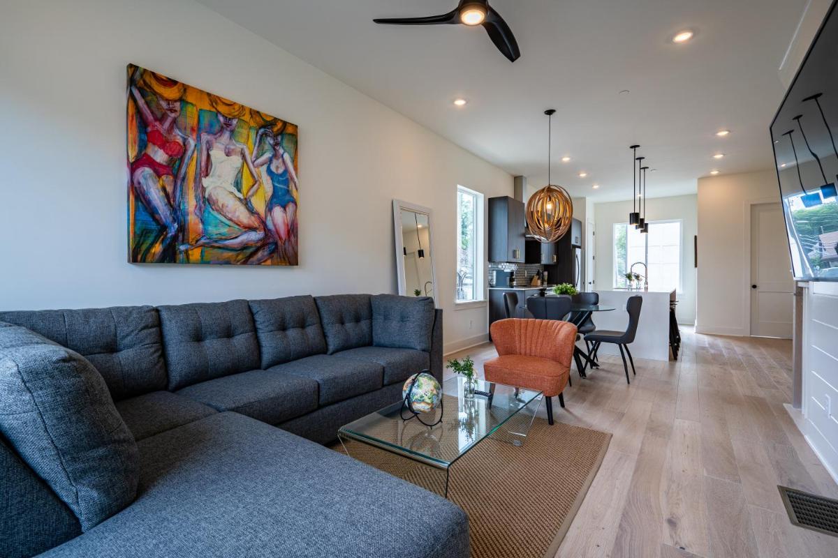 Downtown ATL Modern Home - Private Rooftop Terrace - Housity