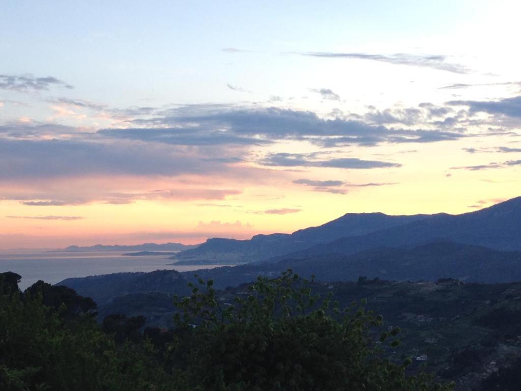 SUNSET with view in Seborga - Housity