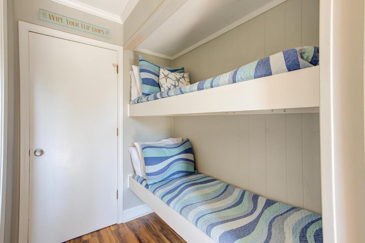 Sea Cabin 137-C - Housity