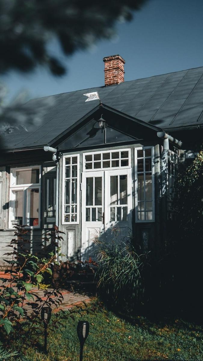 ARTgroturystyka Przystanek Błotna - Housity