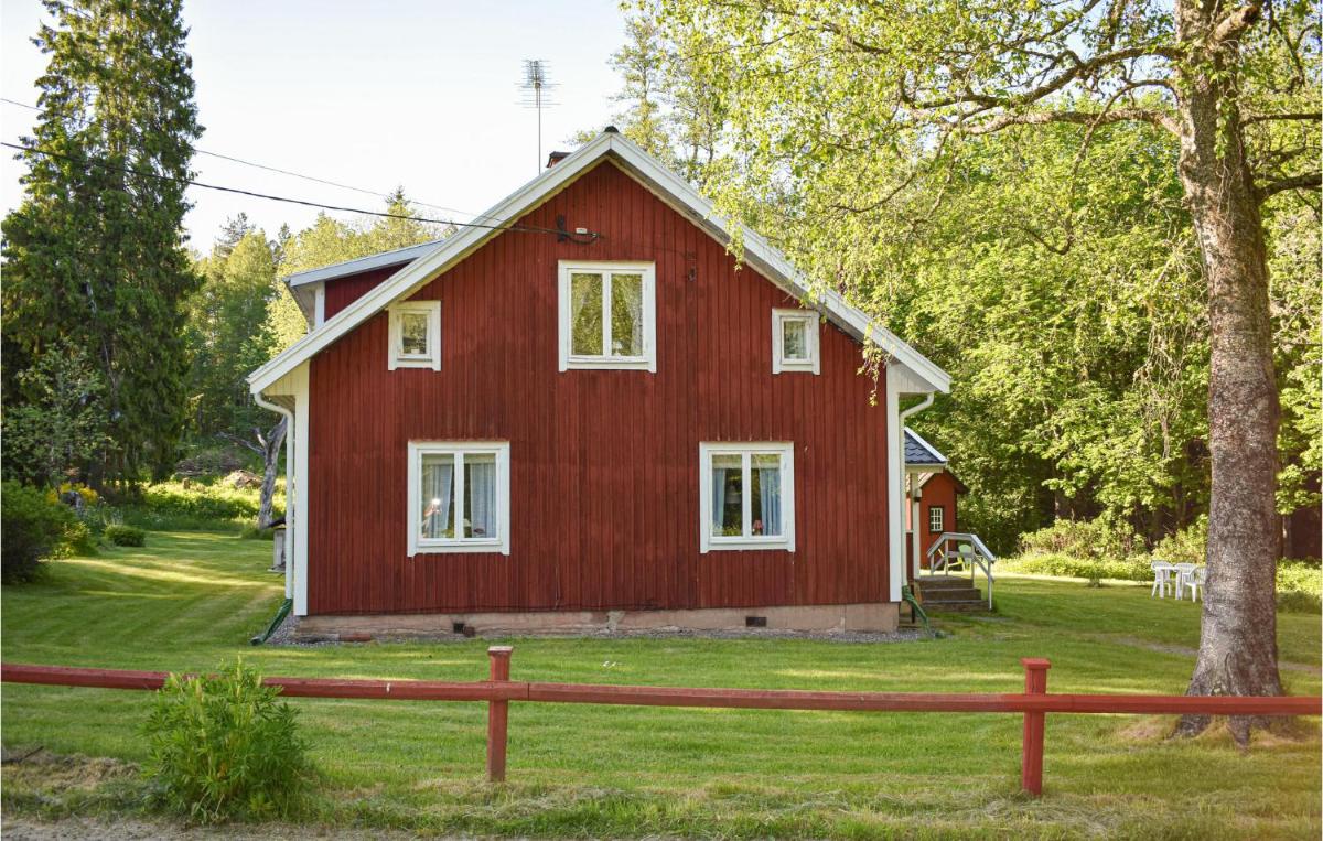 Awesome Apartment In Rönneshytta With Kitchen - Housity
