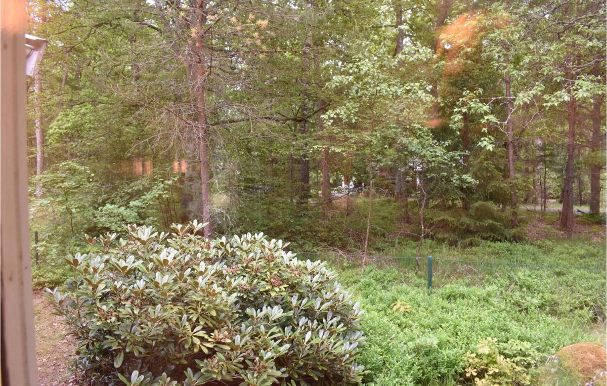 2 Bedroom Beautiful Home In Västra Torup - Housity