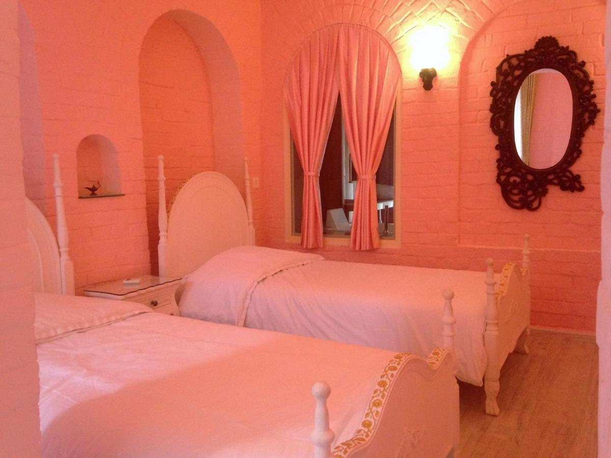 Rose Heritage Home - Hizvo