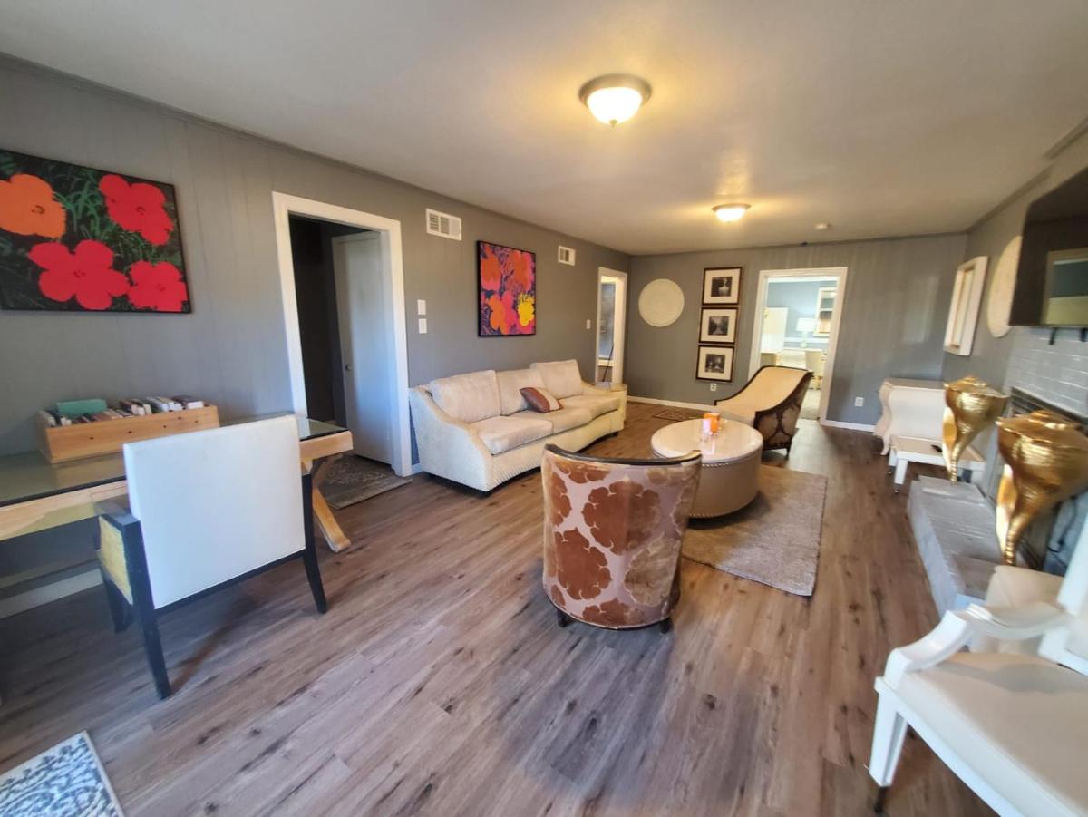 Super Large East Memphis 23 Beds - Housity