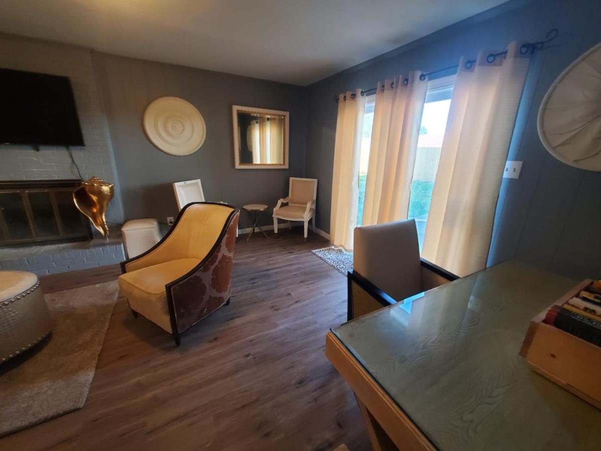 Super Large East Memphis 23 Beds - Housity