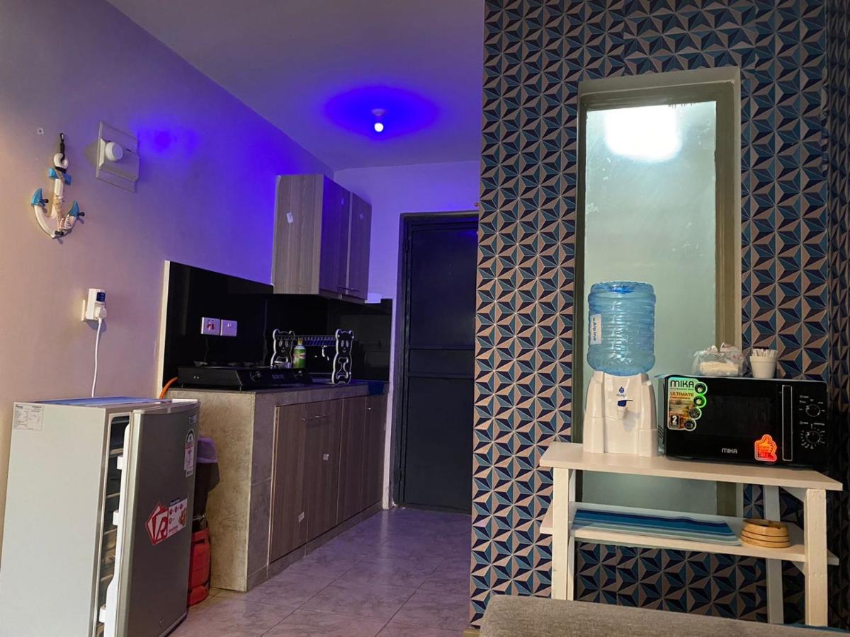Lux Suites Convertible Studios Embakasi - Housity