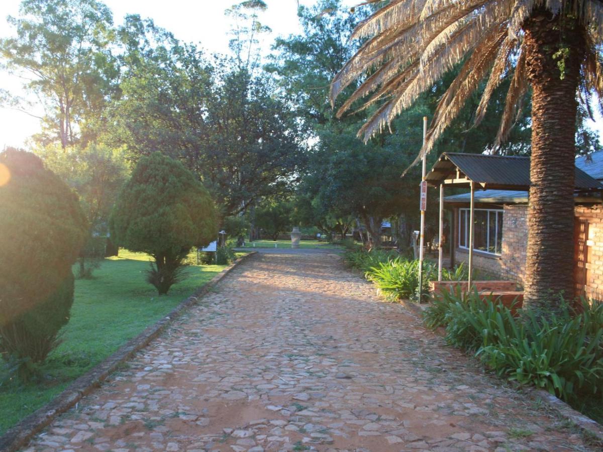 Klein Paradys Parys - Housity