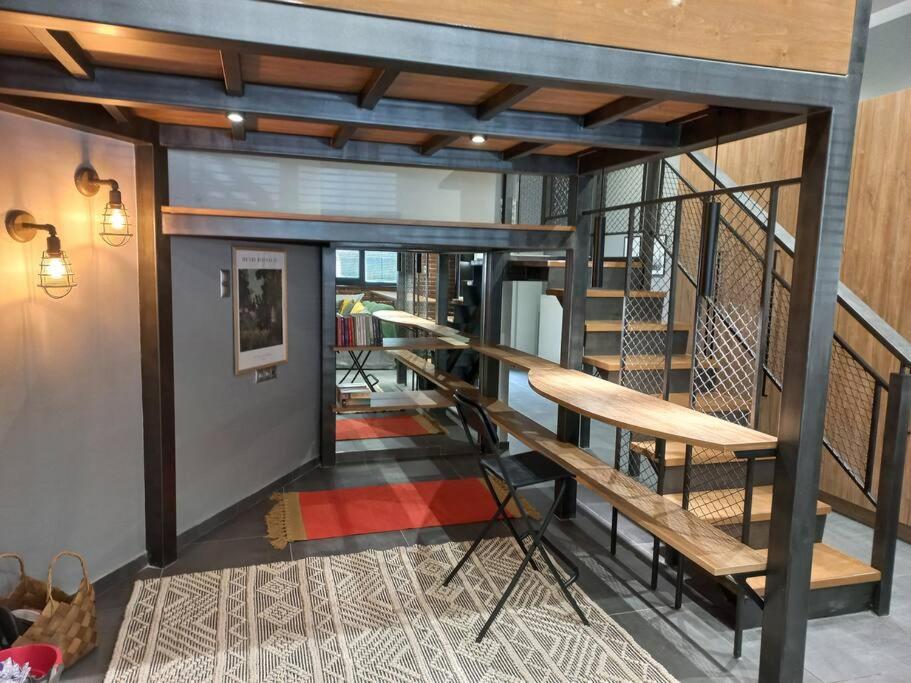 Centrally located loft - Housity