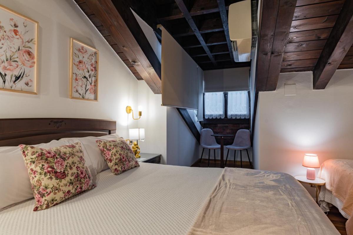 Cama o camas de una habitación en Hotel & Spa María Manuela