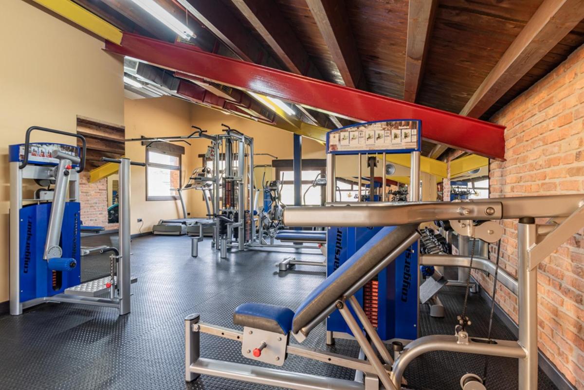 Gimnasio o instalaciones de fitness de Hotel & Spa María Manuela