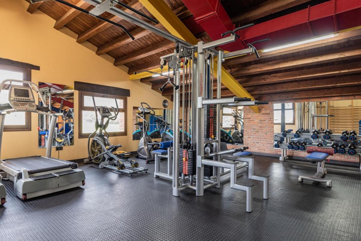 Gimnasio o instalaciones de fitness de Hotel & Spa María Manuela