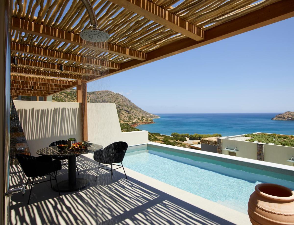Cayo Exclusive Resort & Spa - Housity