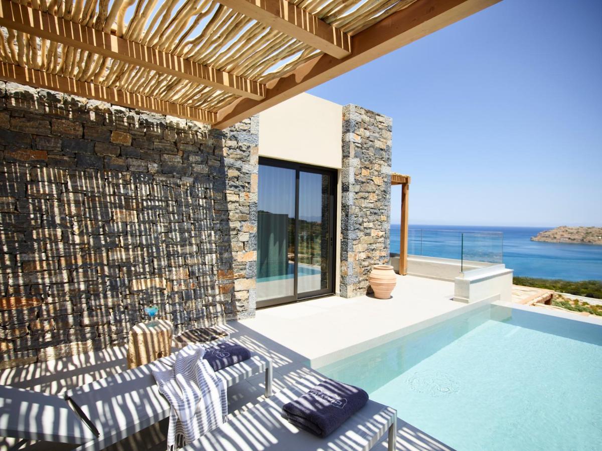 Cayo Exclusive Resort & Spa - Housity