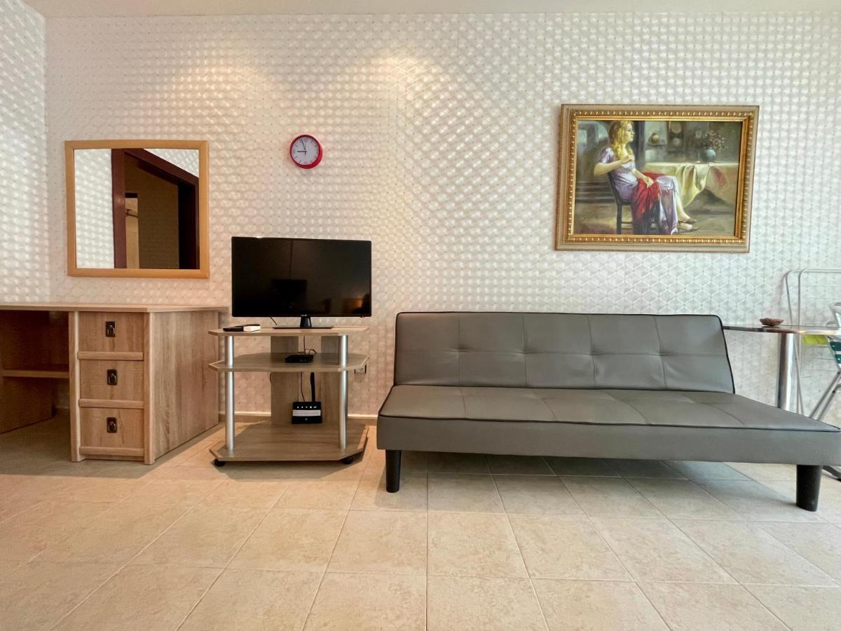 Sunny Studio in Sunny Beach - Housity