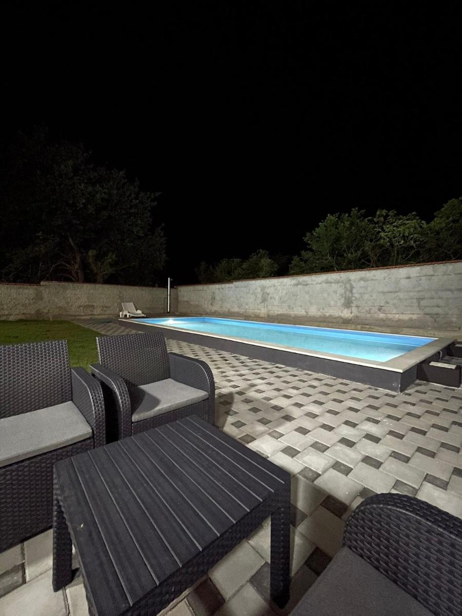 HolidayHouseAries - Housity