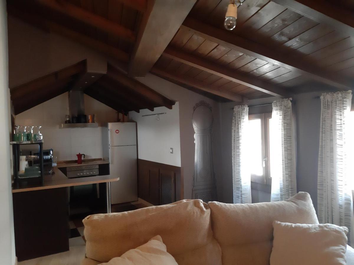 Rent Toletum - Housity