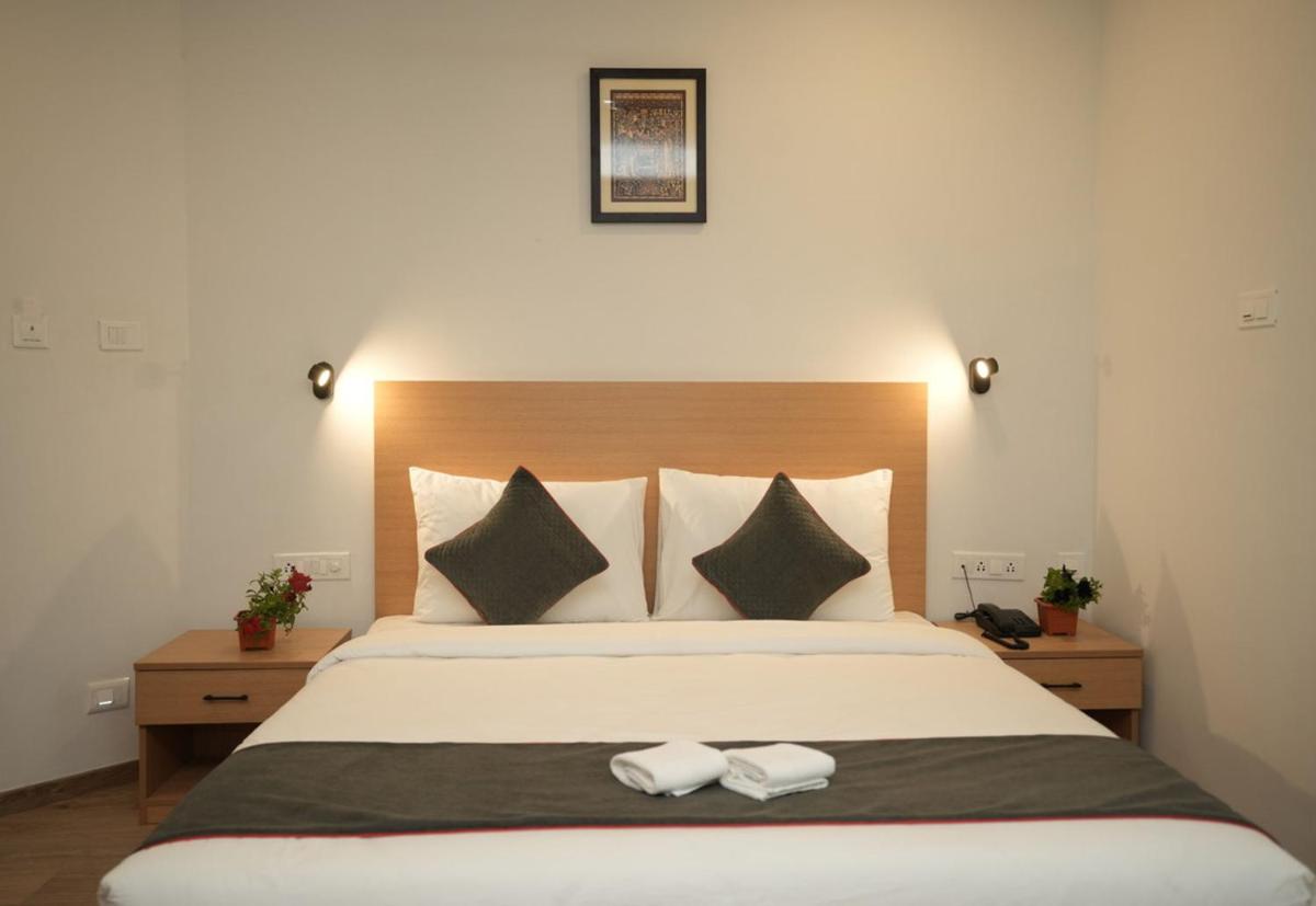 GRAND GANPAT - Housity