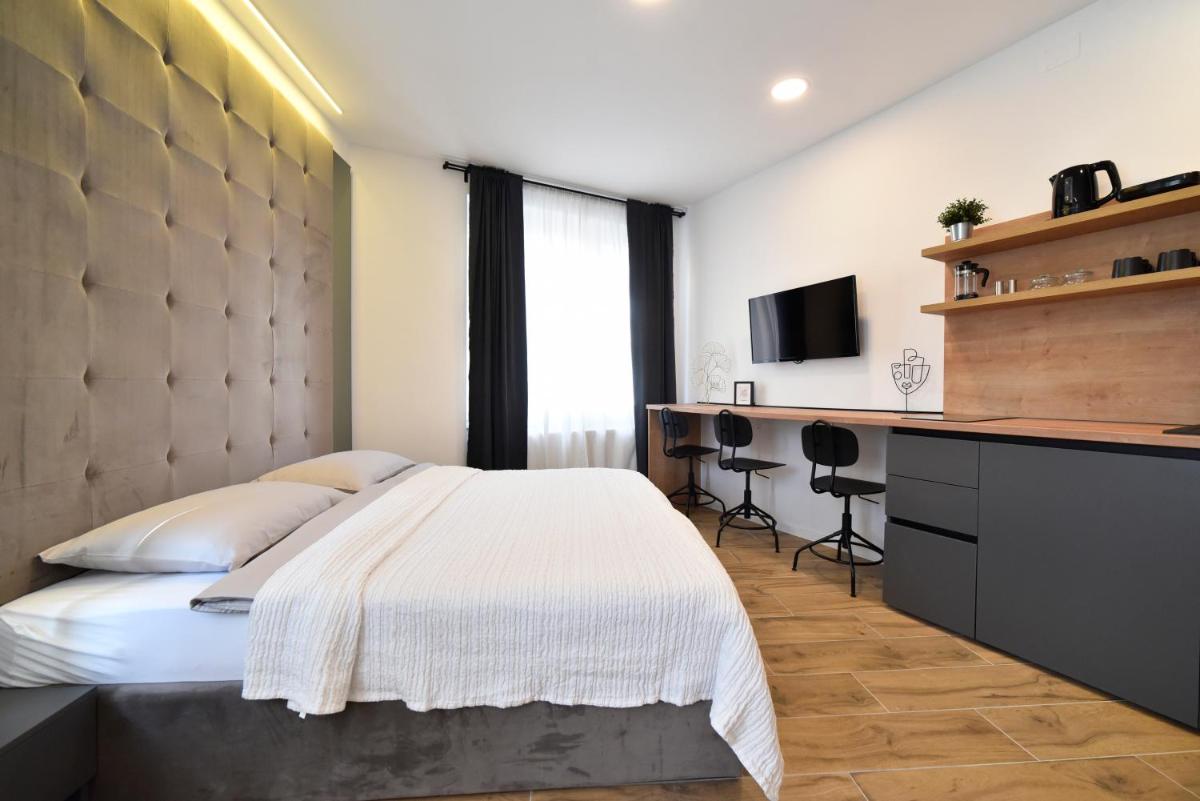 Olimp Apartments, 3rd Floor, no elevator - Housity