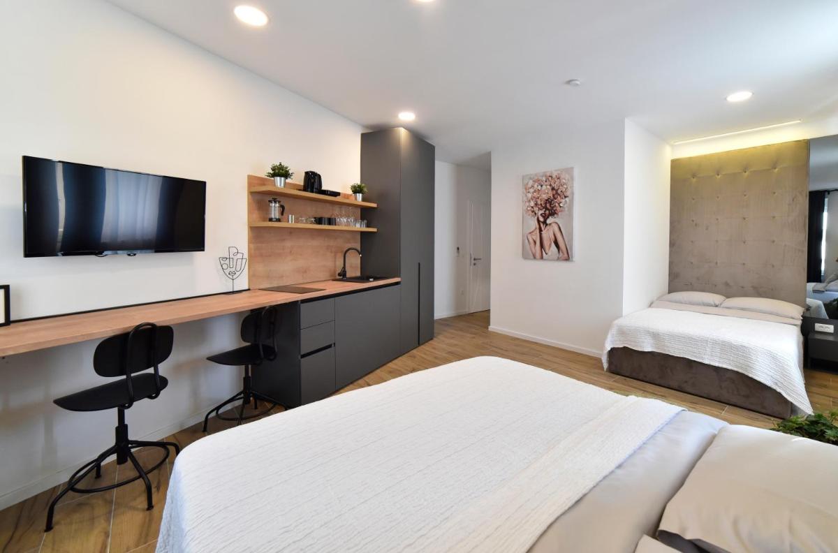 Olimp Apartments, 3rd Floor, no elevator - Housity