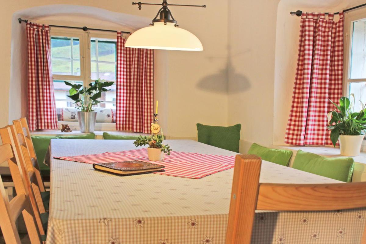 Ferienhaus Eckstoa - Housity