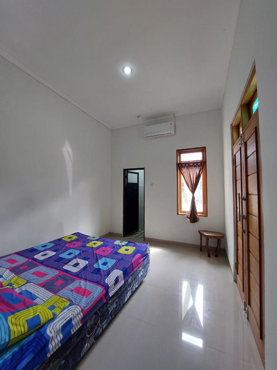 The awang Loji: Rumah Modern Minimalis Untuk 8 orang ( Max 10 ) - Housity