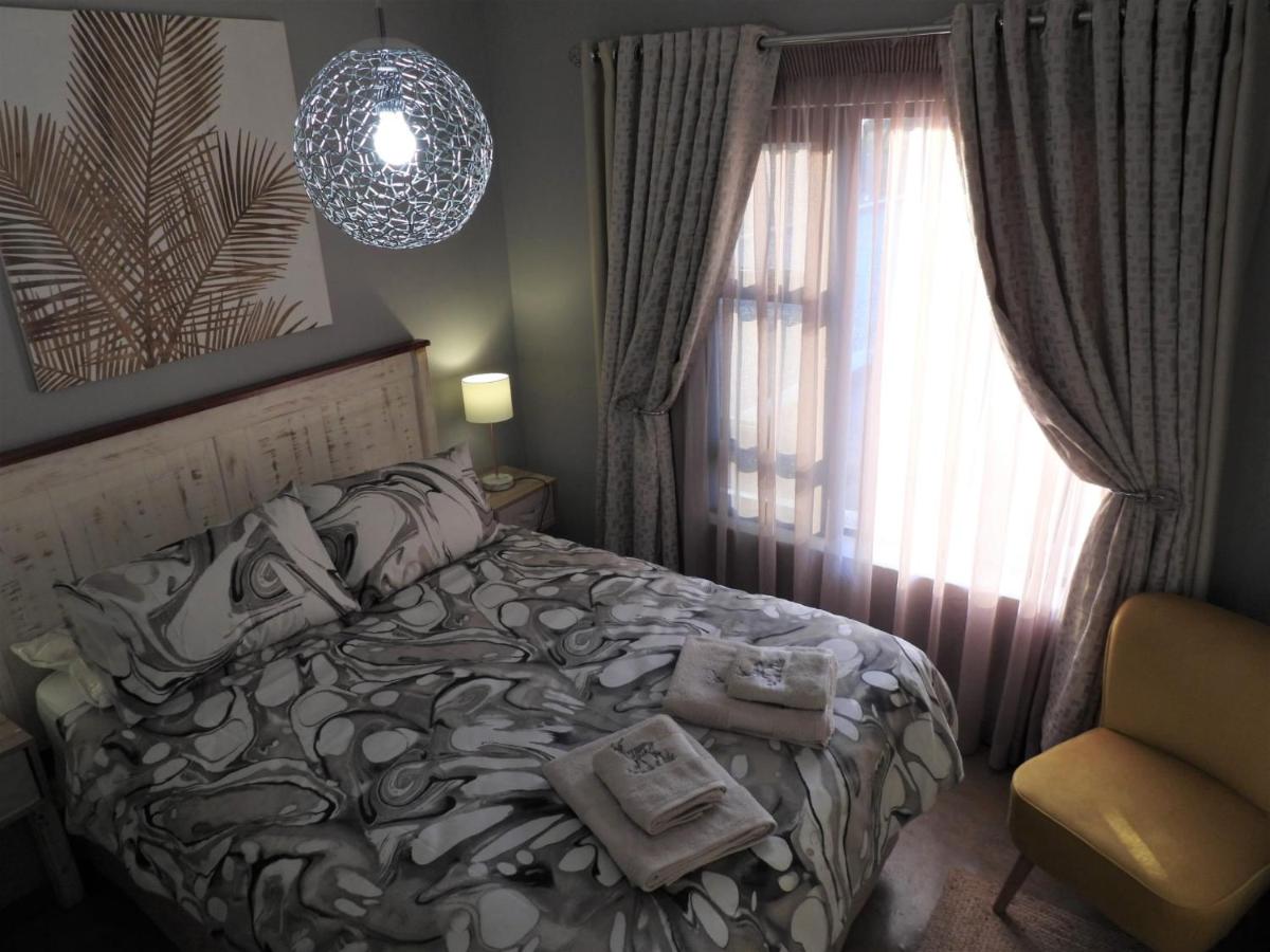 Immaculate 2-Bed Cottage in Marloth Park - Housity