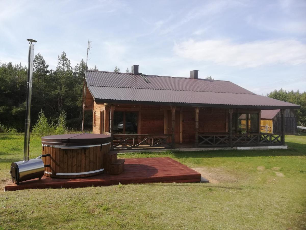 Piglet house - Housity