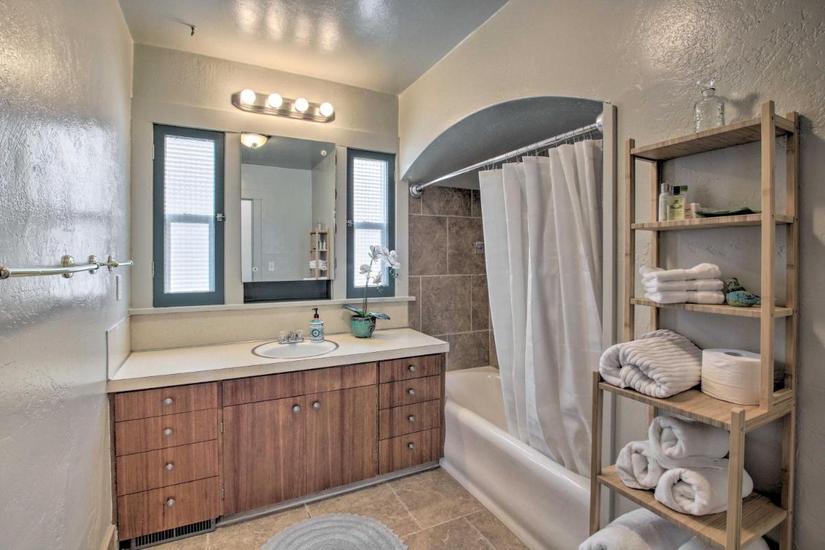 Convenient Preston Retreat with Private Yard! - Housity
