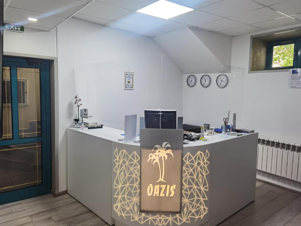 Hotel Oazis - Housity