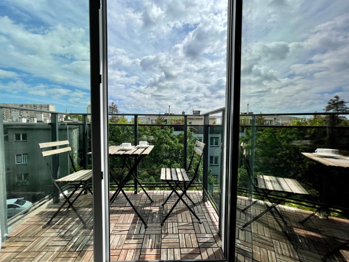 HomeStay Apartment with Parking - Housity
