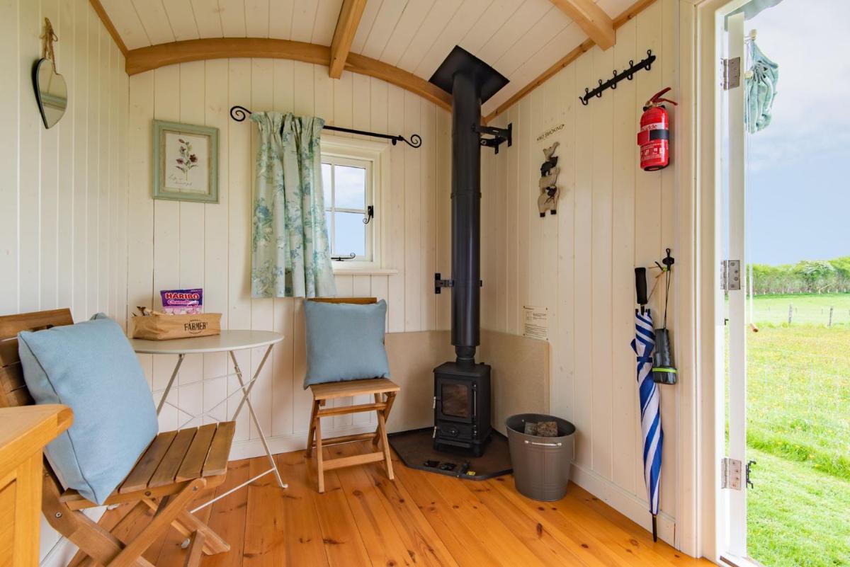 Take Time Shepherd's Huts by Bloom Stays - Housity