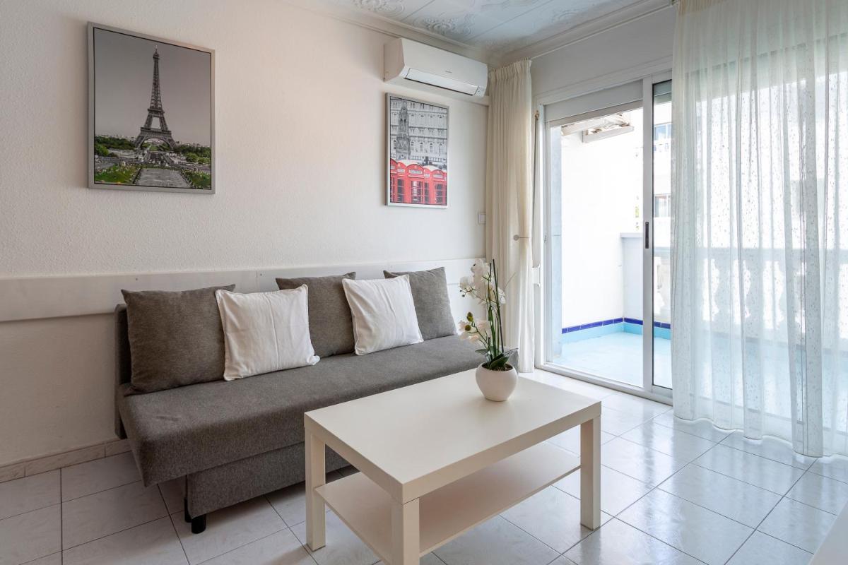Apt 200 meters from the beach id - Housity