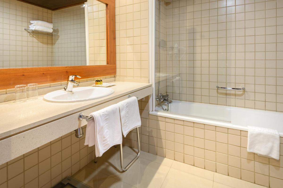 Un baño de Hotel Saliecho