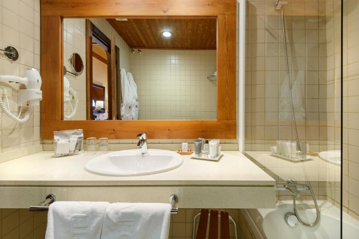 Un baño de Hotel Saliecho