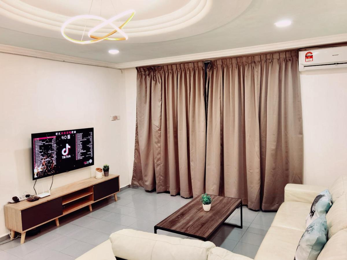 Suitetrails - Budget Homestay 5 Min To Aeon Big, Bp Mall 2R2B